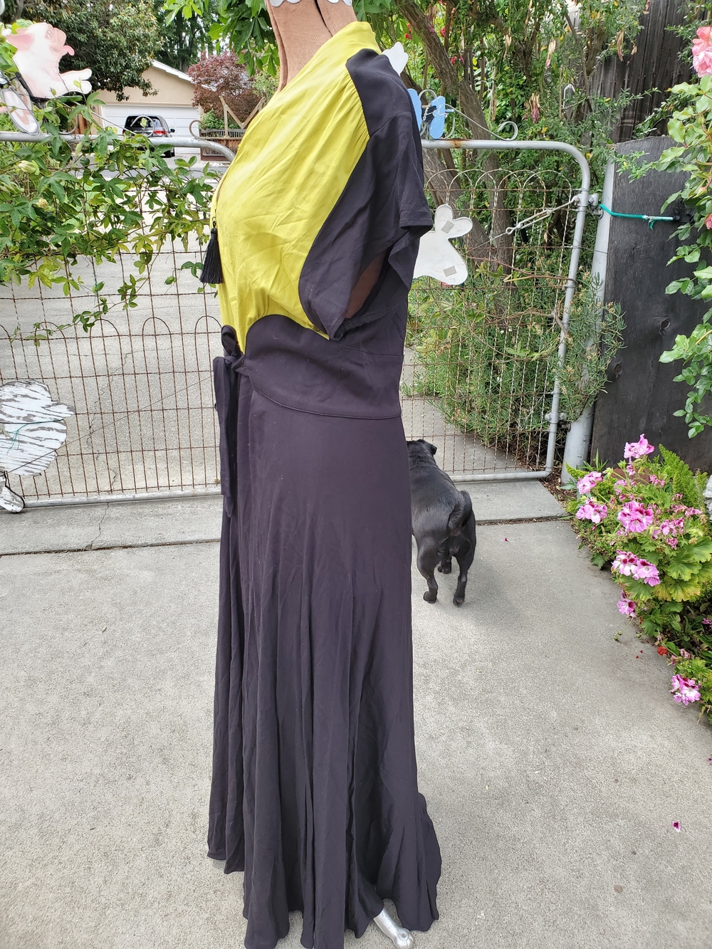 Trashy Diva  Two-Tone Maxi Dress with Tie Waist - Picture 3 of 7